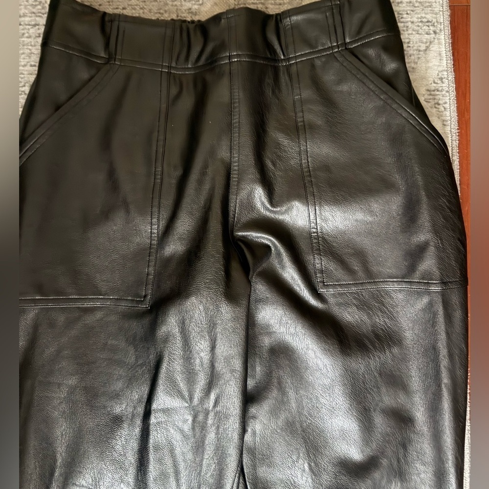 Spanx faux leather joggers black size medium - Picture 2 of 2